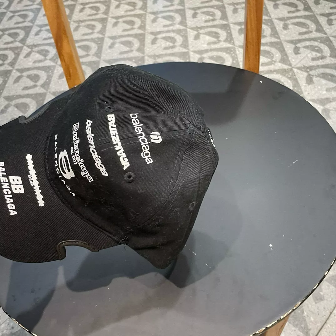 Trendy 9946 Balenciaga Caps