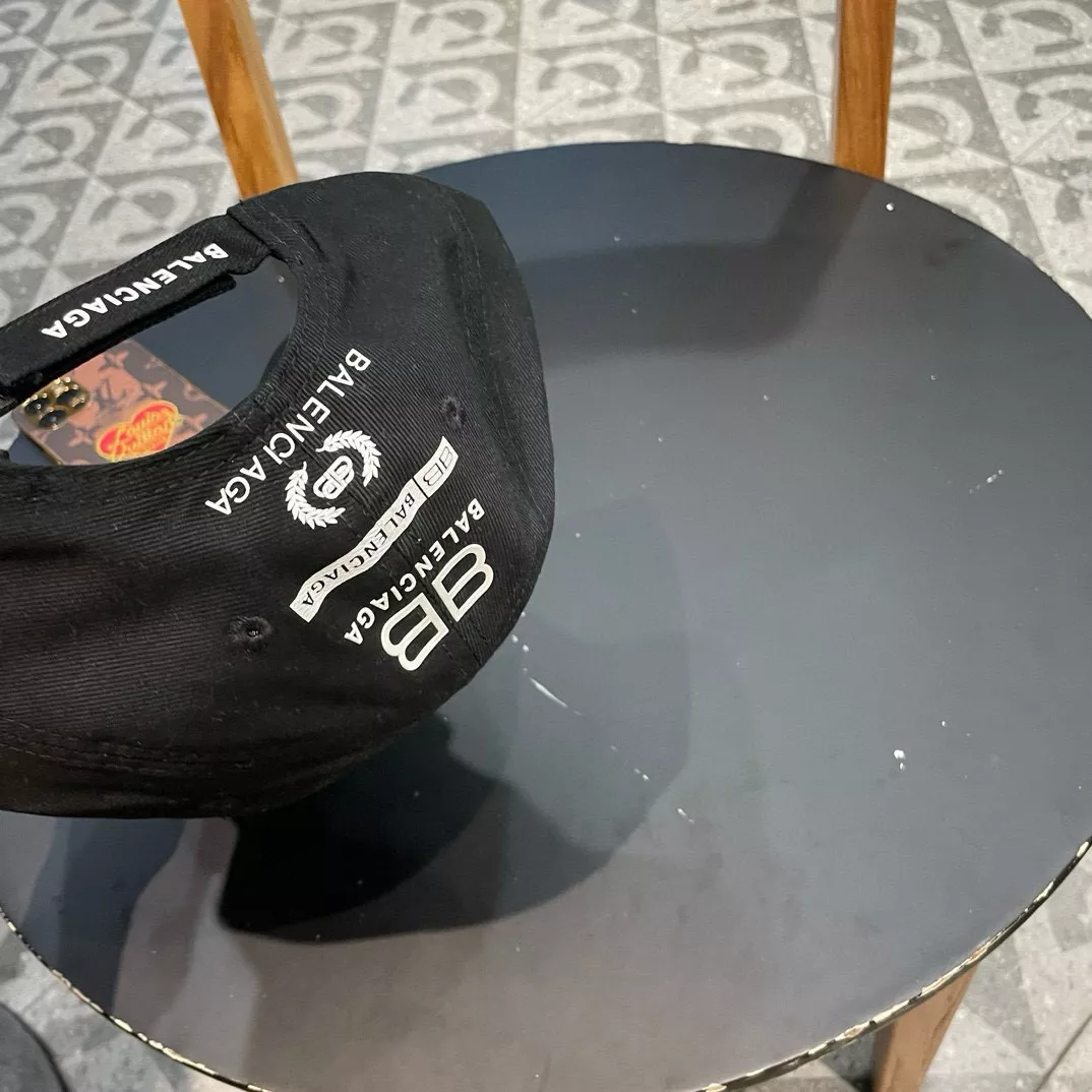 Trendy 9946 Balenciaga Caps