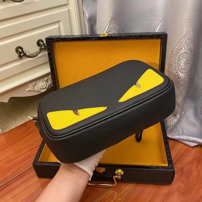 Trendy 998 Fendi AAA Man Messenger Bags