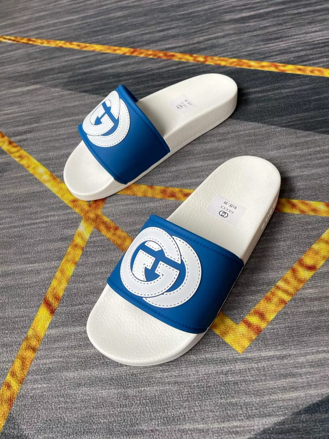 Unique 1020 Gucci Slippers For Women