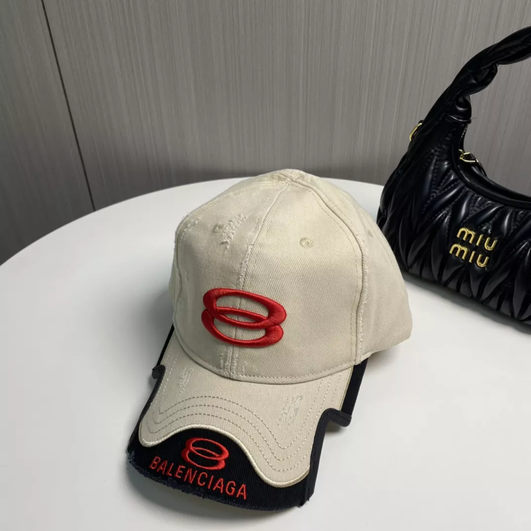 Unique 1031 Balenciaga Caps