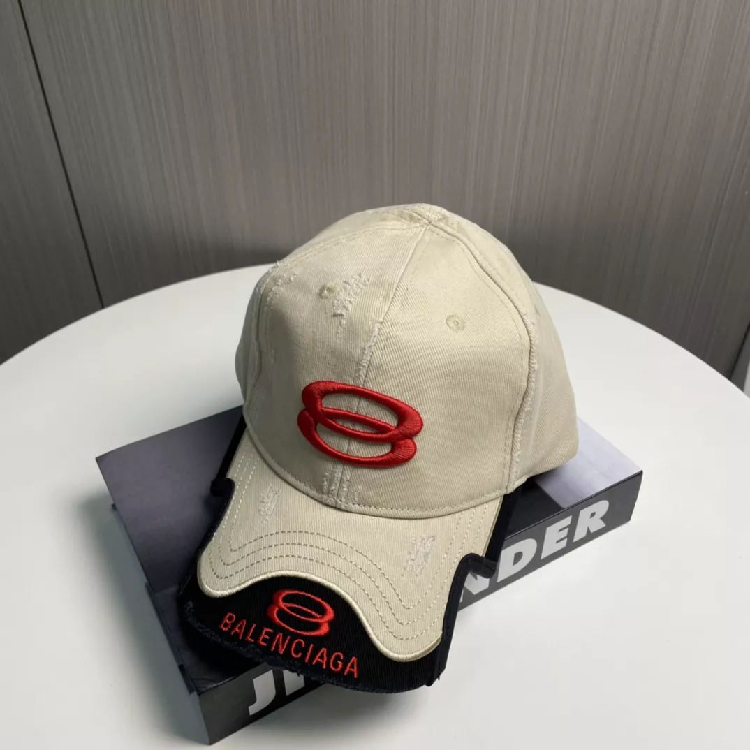 Unique 1031 Balenciaga Caps