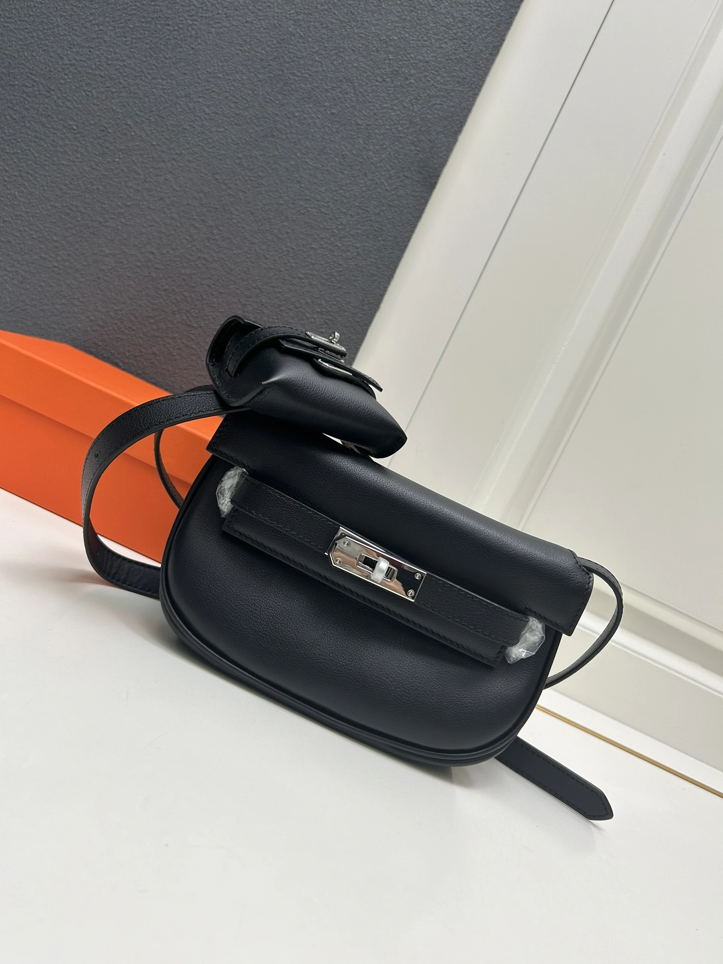 Unique 1043 Hermes AAA Quality Messenger Bags For Women