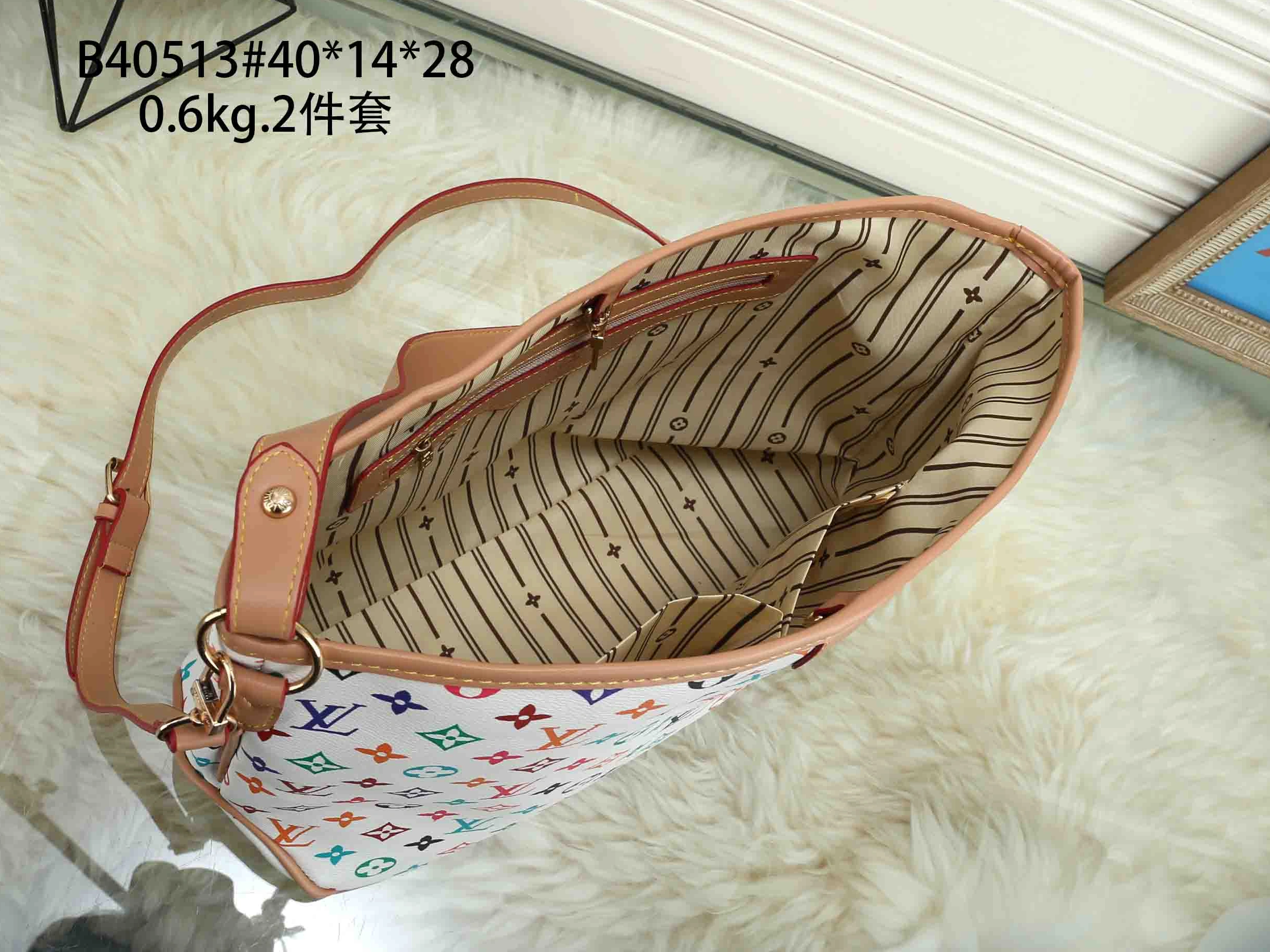 Unique 1084 Louis Vuitton HandBags For Women
