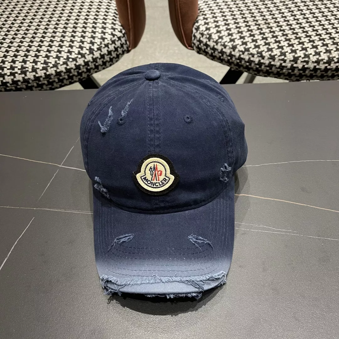 Unique 112 Moncler Caps