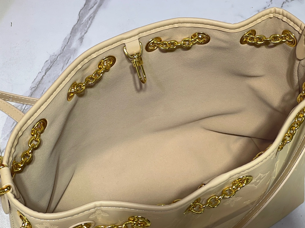Unique 1128 Louis Vuitton AAA Quality Shoulder Bags For Women