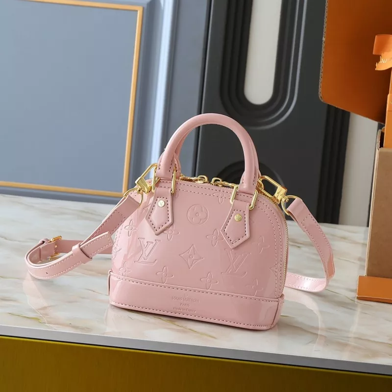 Unique 1256 Louis Vuitton Messenger Bags For Women
