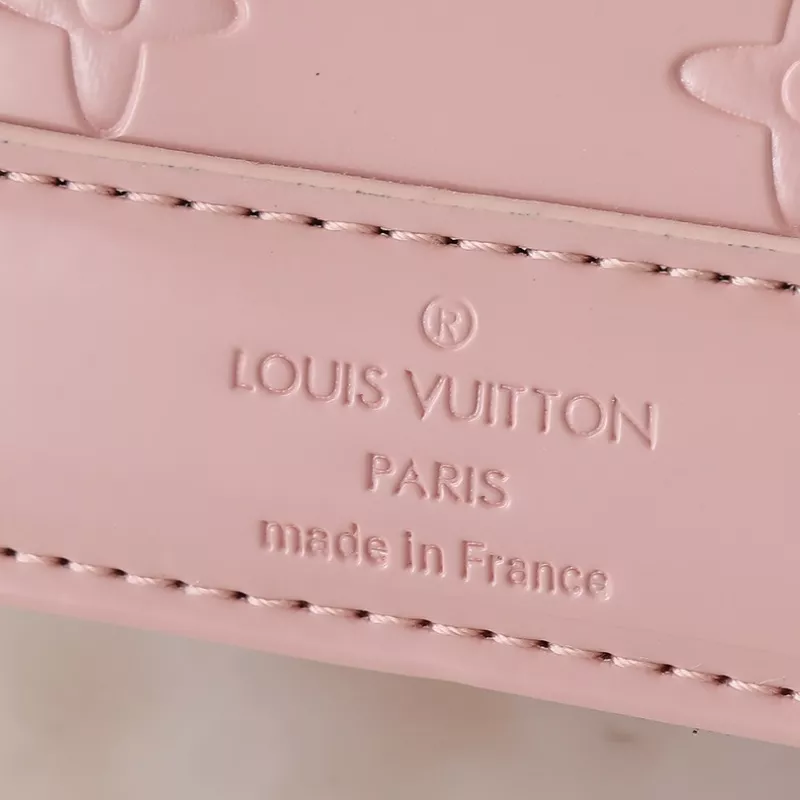 Unique 1256 Louis Vuitton Messenger Bags For Women