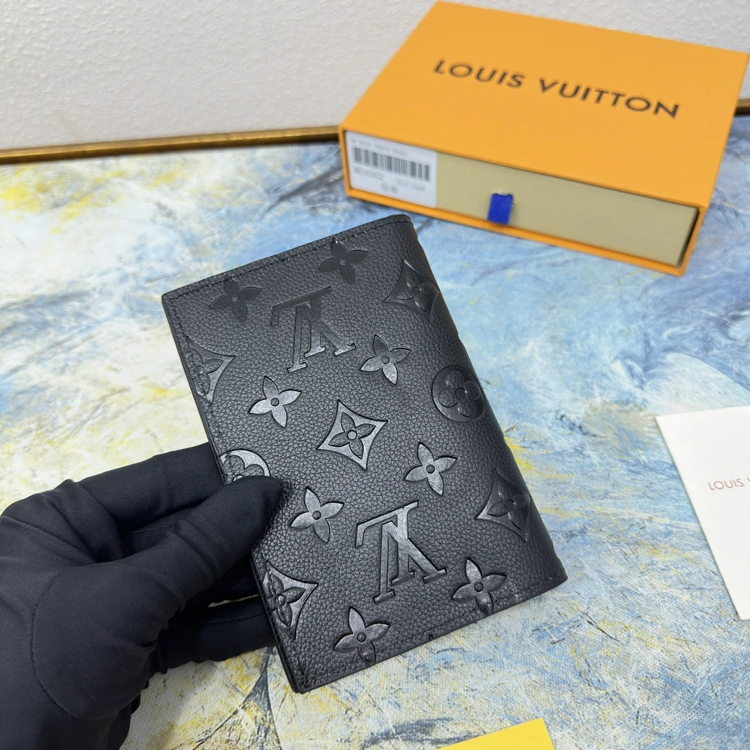 Unique 1383 Louis Vuitton LV Card Case For Unisex