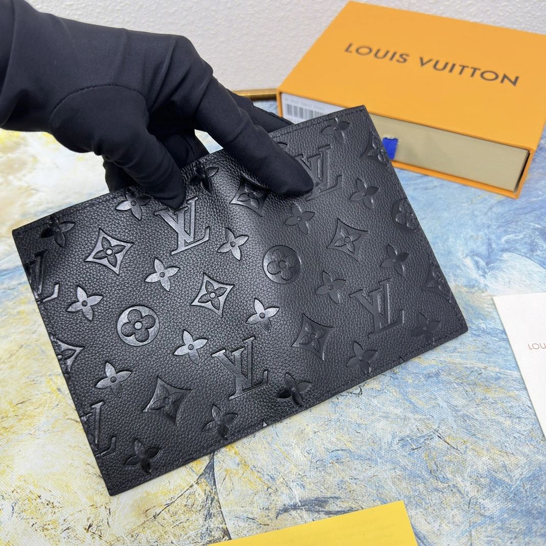 Unique 1383 Louis Vuitton LV Card Case For Unisex