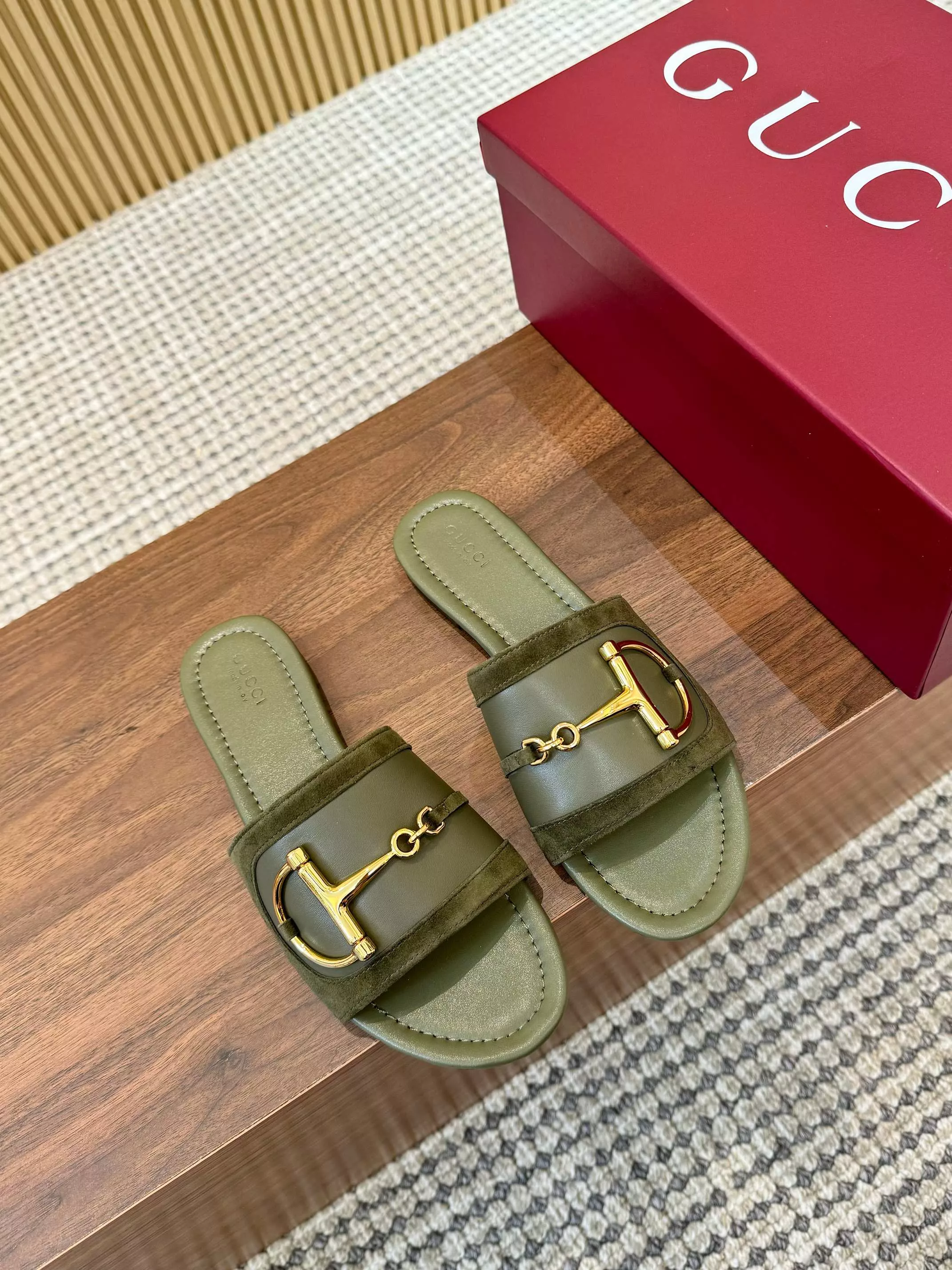 Unique 1389 Gucci Slippers For Women