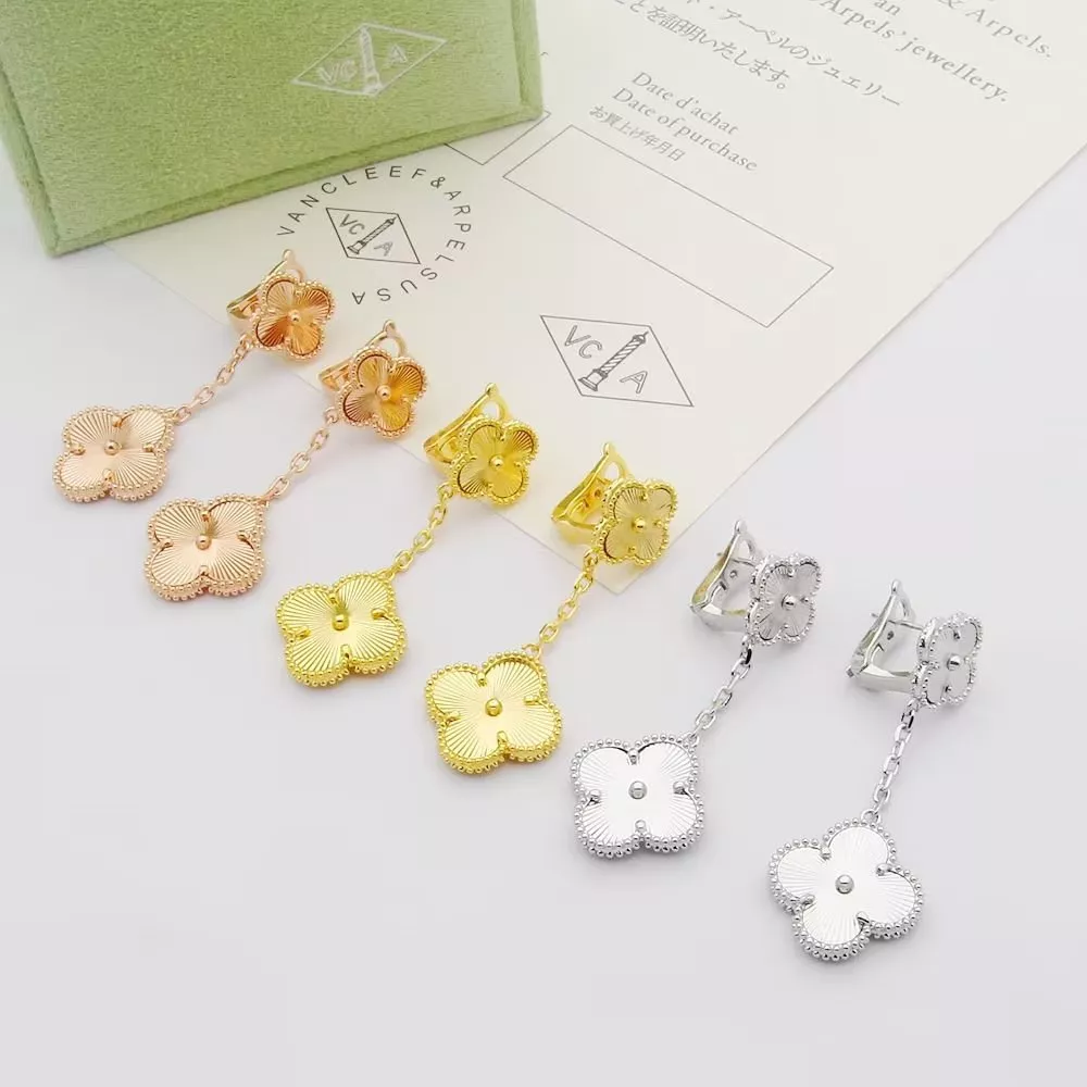 Unique 1445 Van Cleef & Arpels Earrings For Women