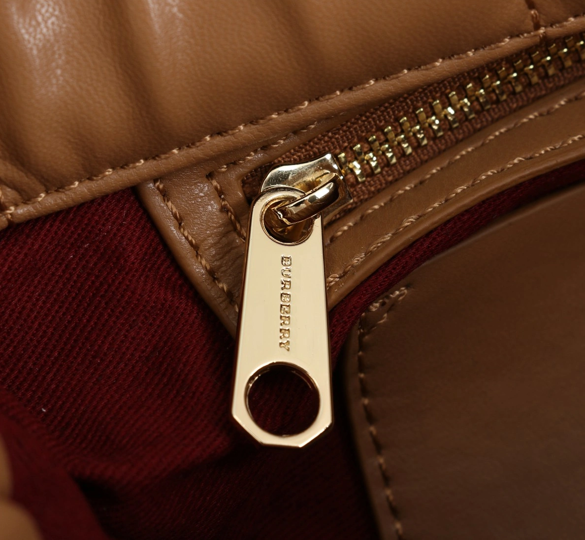 Unique 1463 Burberry AAA Quality Messenger Bags For Women
