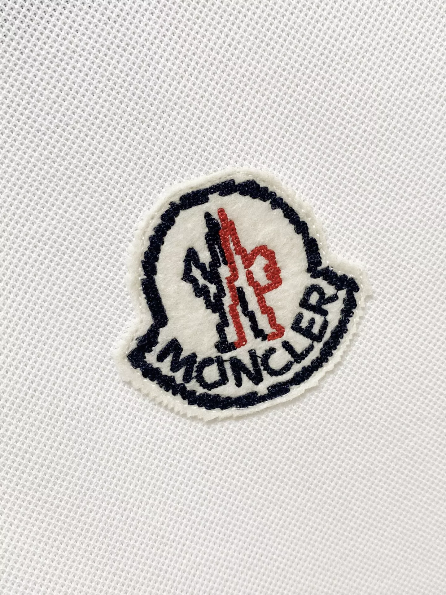 Unique 1504 Moncler T-Shirts Short Sleeved For Men