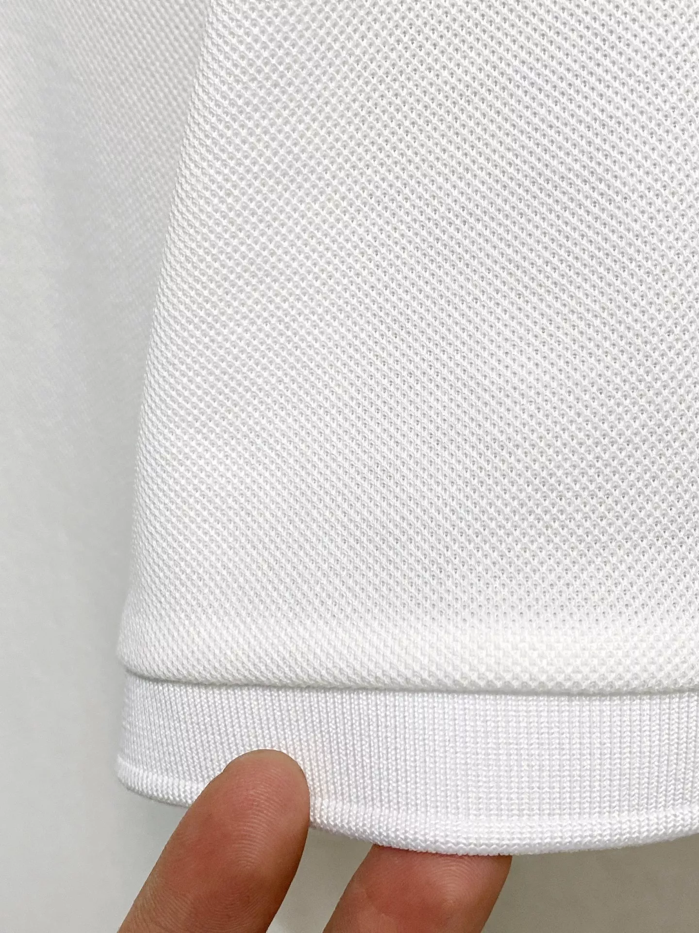 Unique 1504 Moncler T-Shirts Short Sleeved For Men