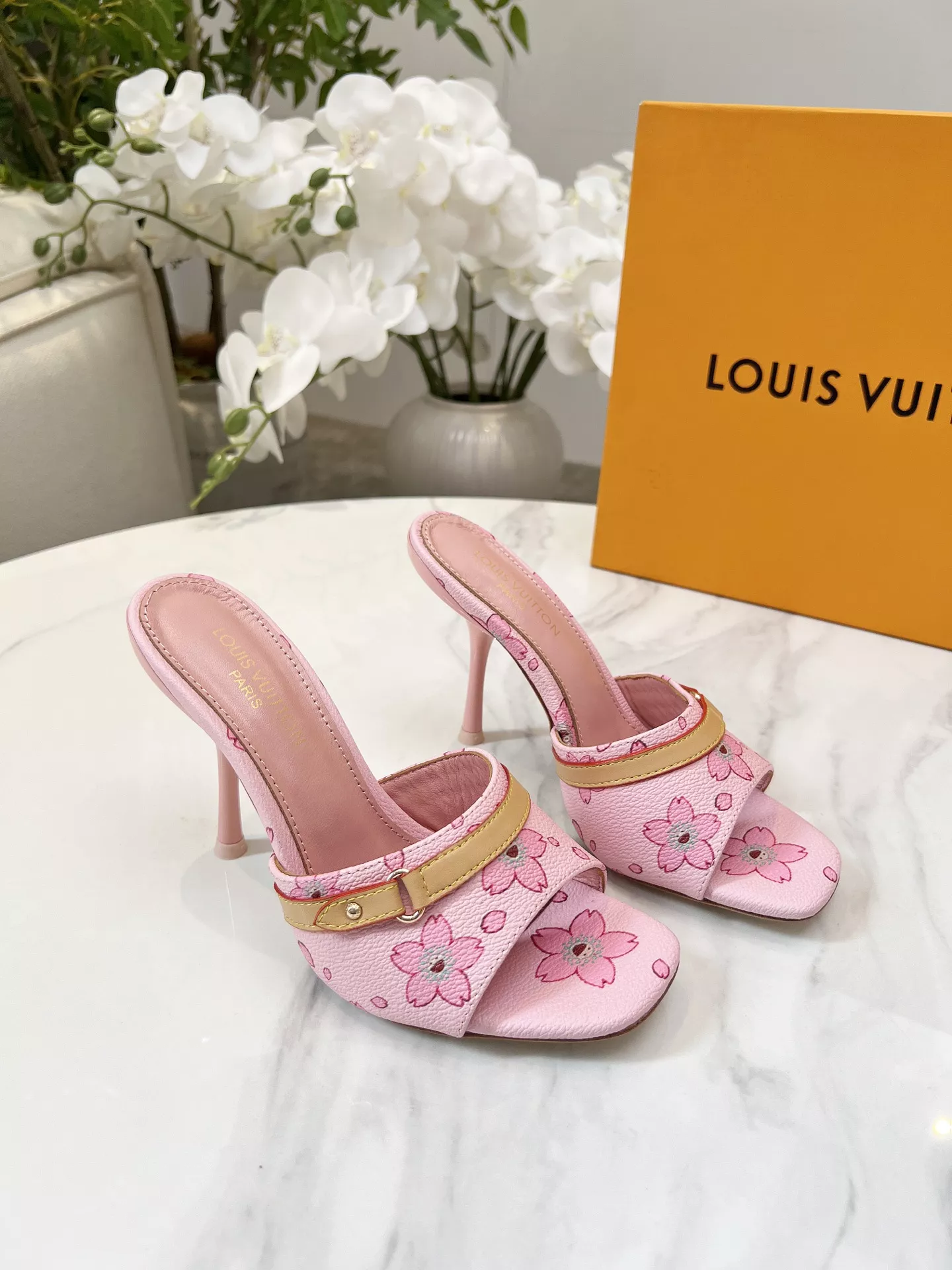 Unique 155 Louis Vuitton Slippers For Women