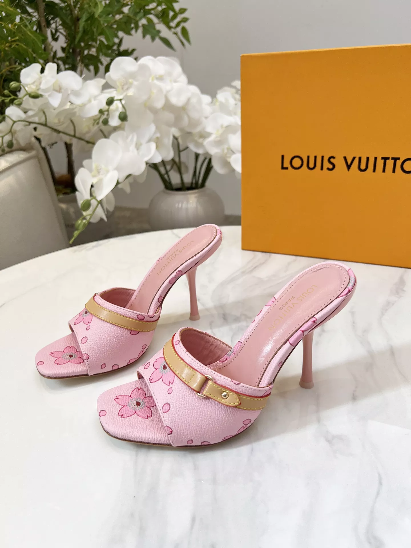 Unique 155 Louis Vuitton Slippers For Women