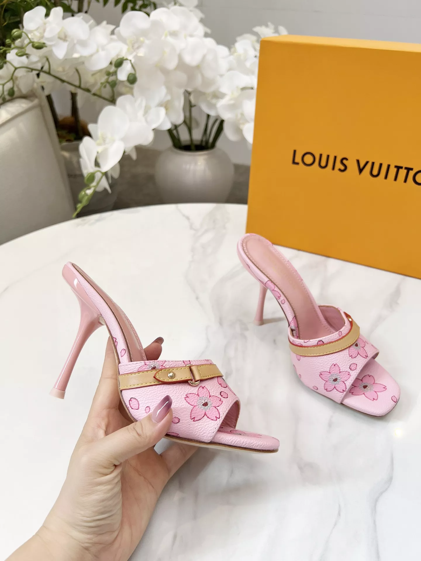 Unique 155 Louis Vuitton Slippers For Women