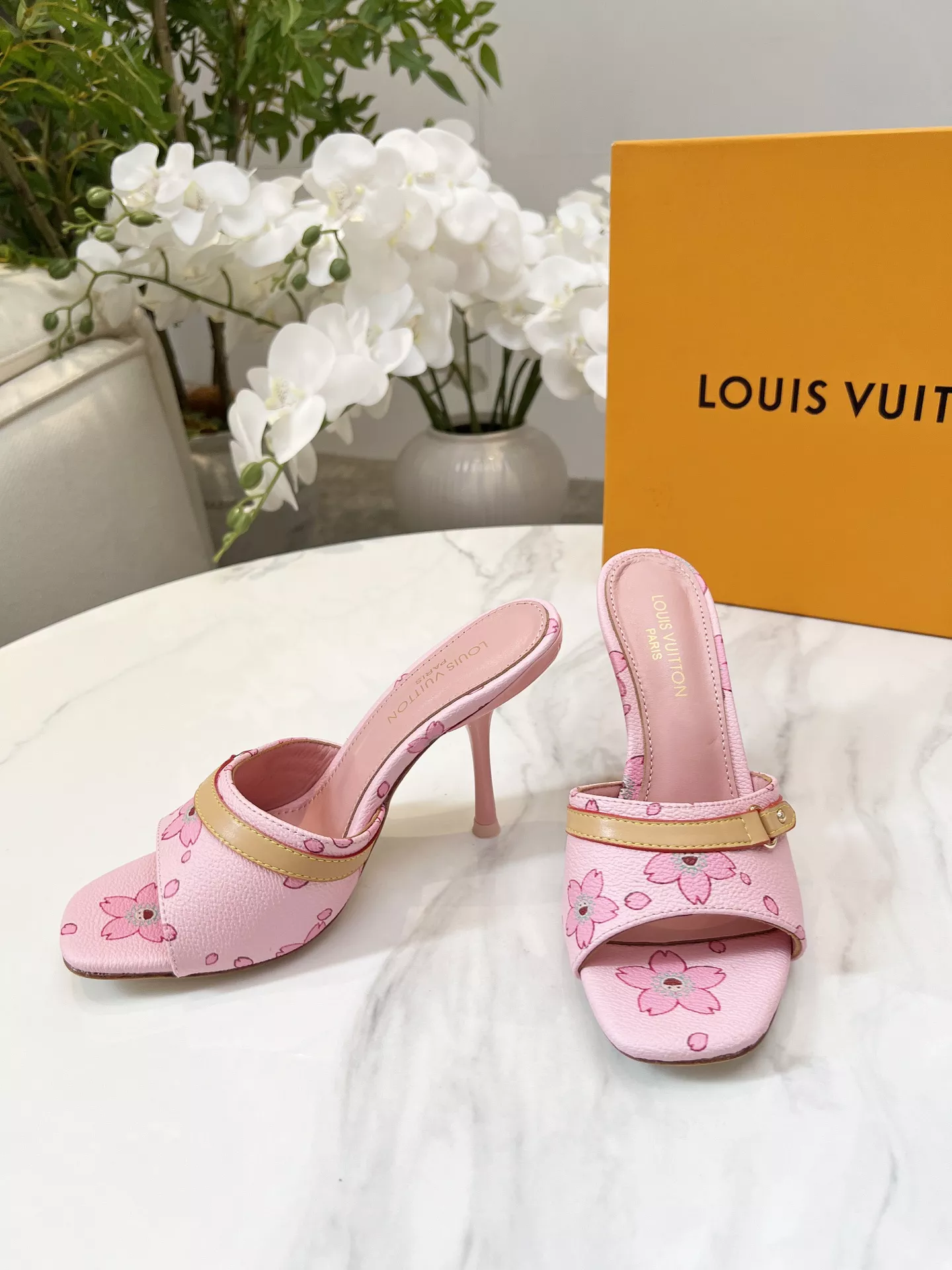 Unique 155 Louis Vuitton Slippers For Women
