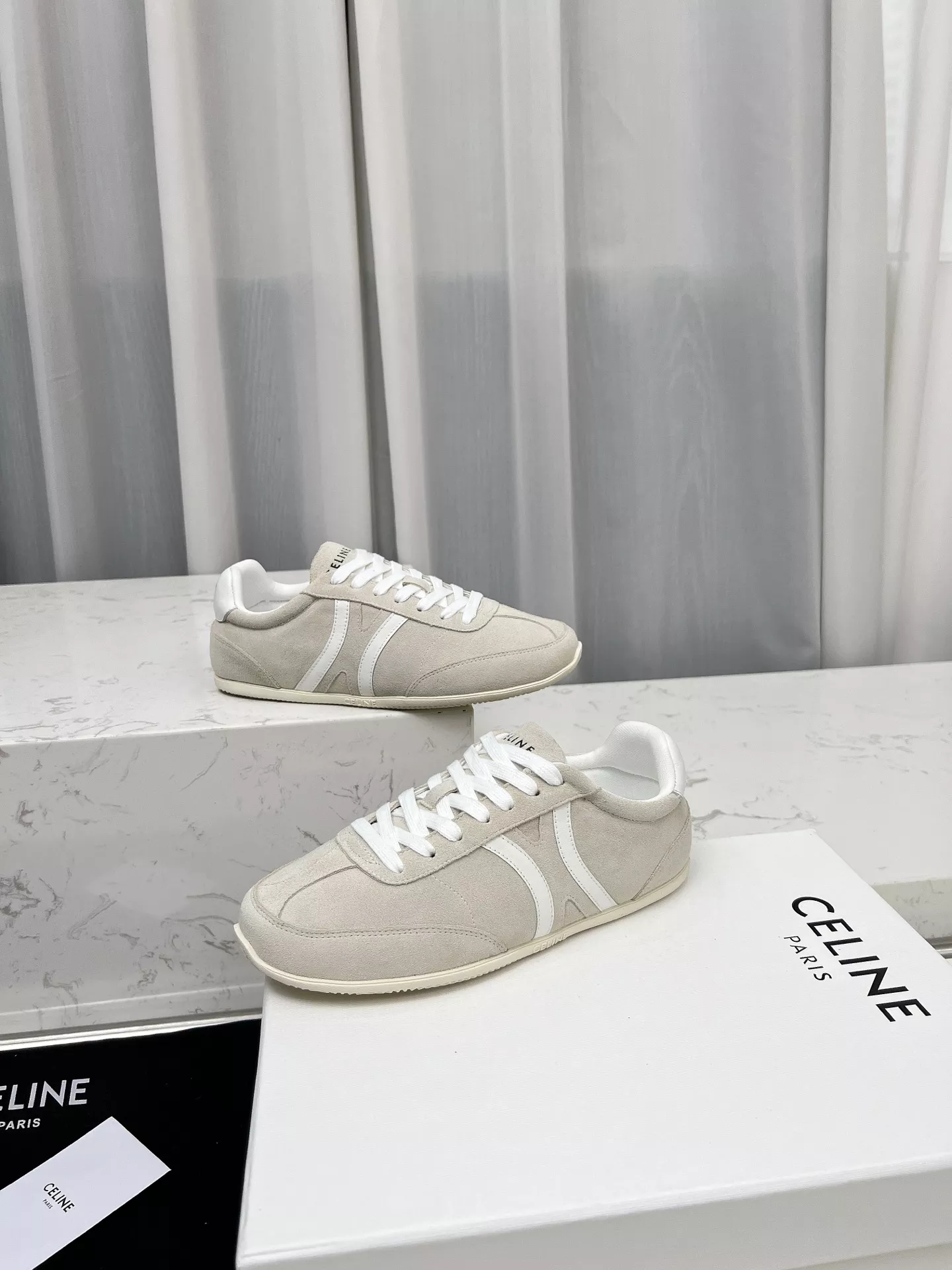 Unique 1600 Celine Casual Shoes For Men