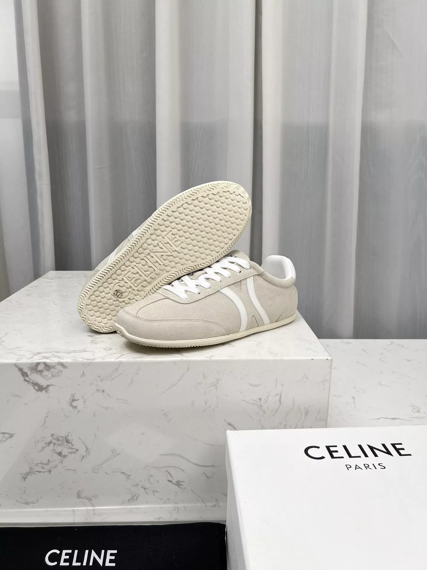 Unique 1600 Celine Casual Shoes For Men