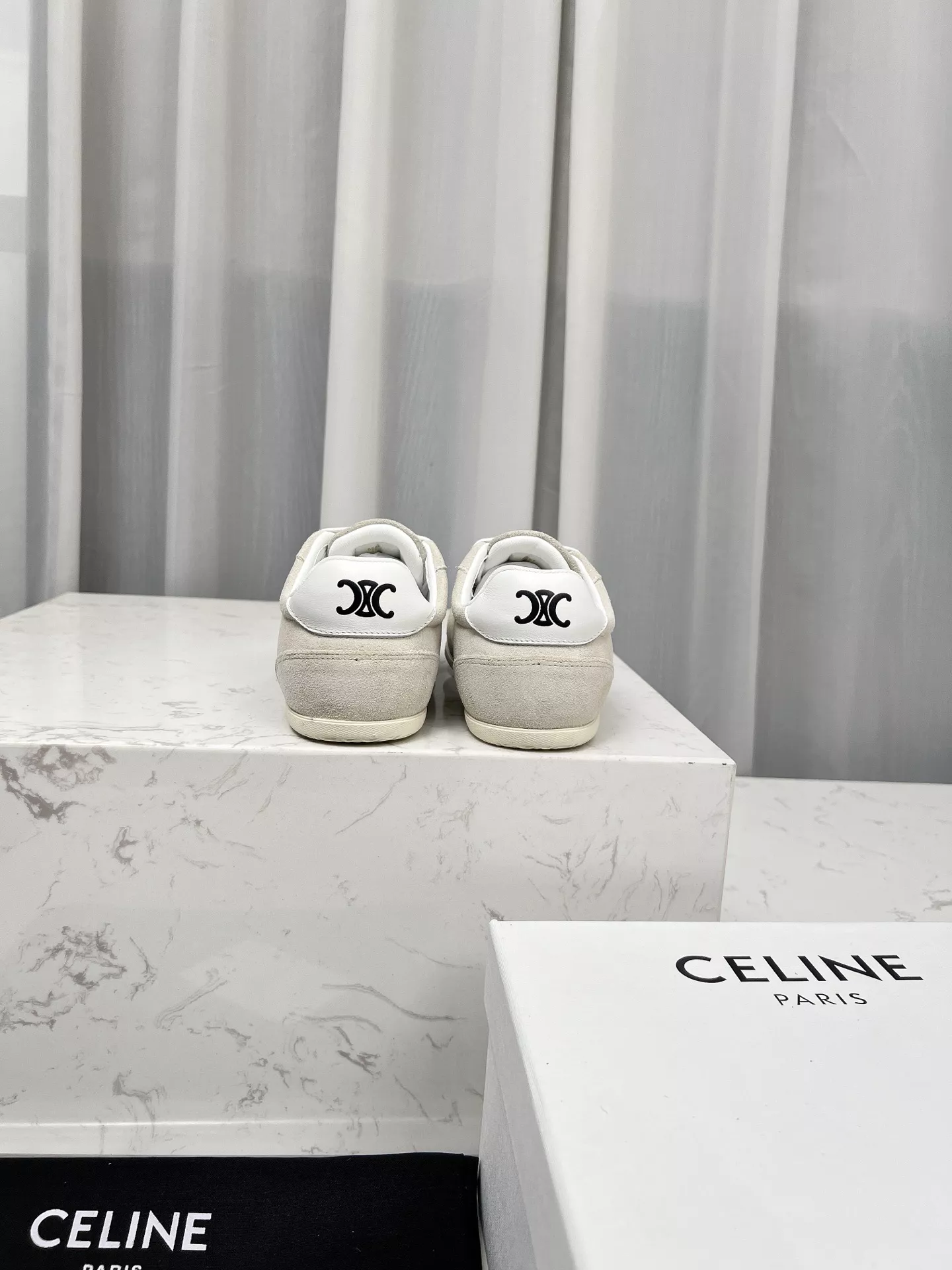 Unique 1600 Celine Casual Shoes For Men