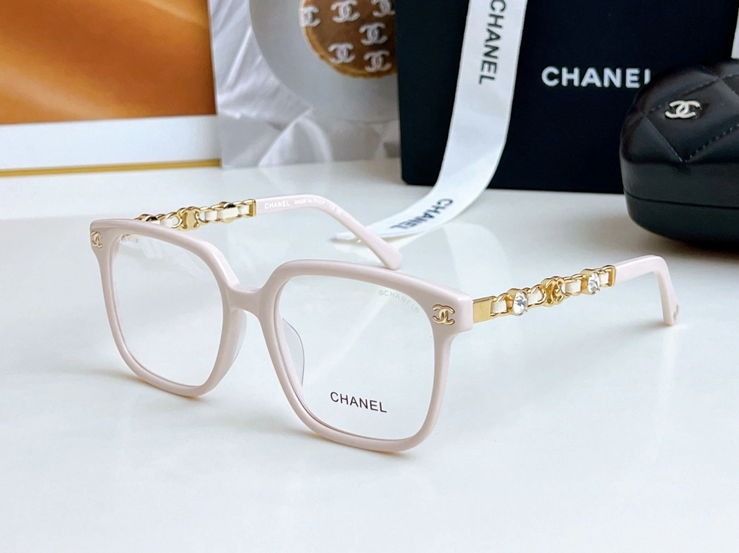Unique 1712 Chanel Goggles