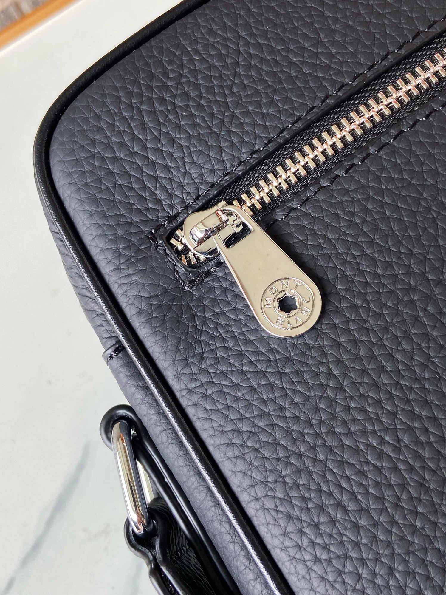 Unique 178 Mont Blanc AAA Man Messenger Bags