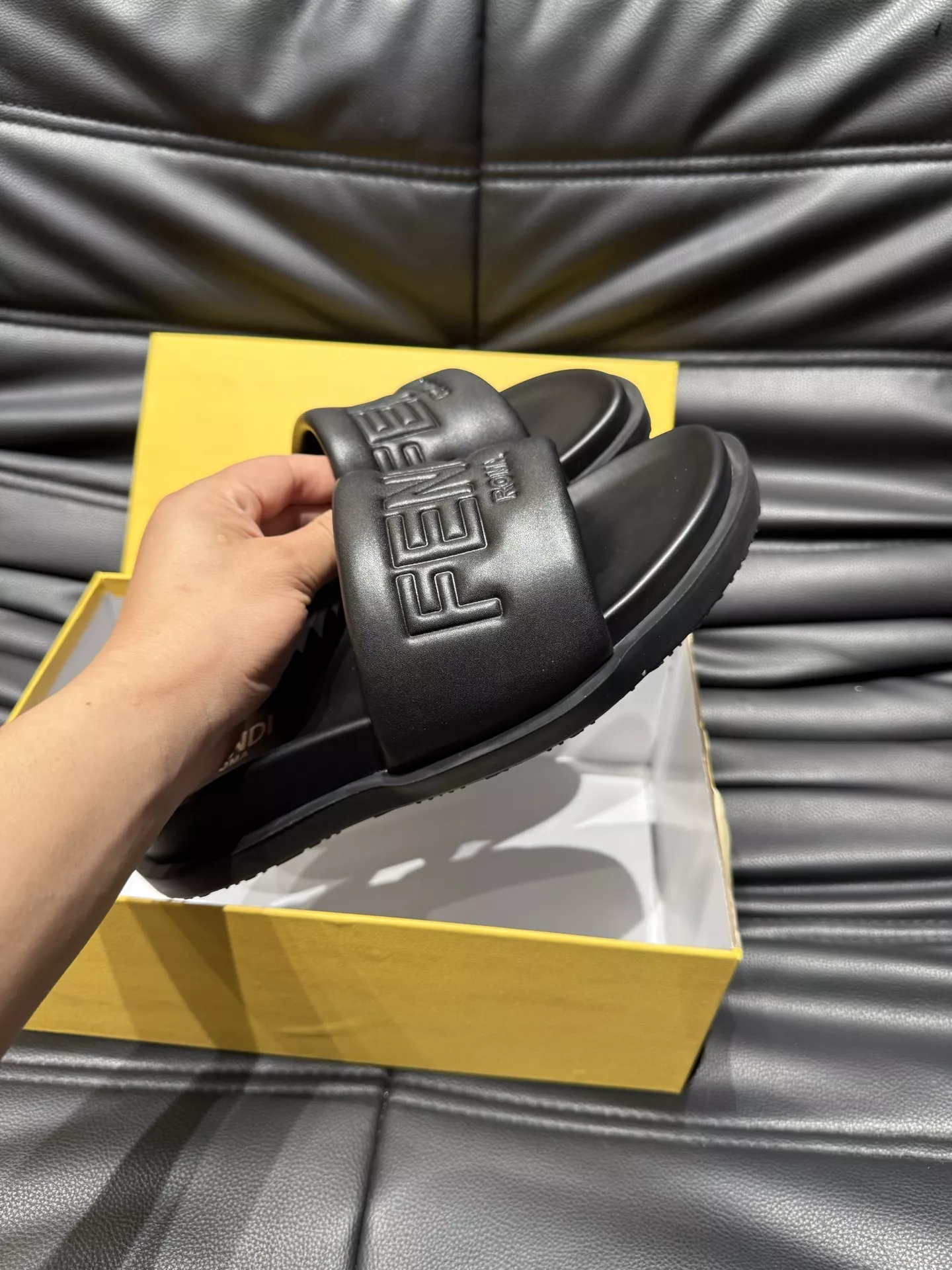 Unique 1834 Fendi Slippers For Men