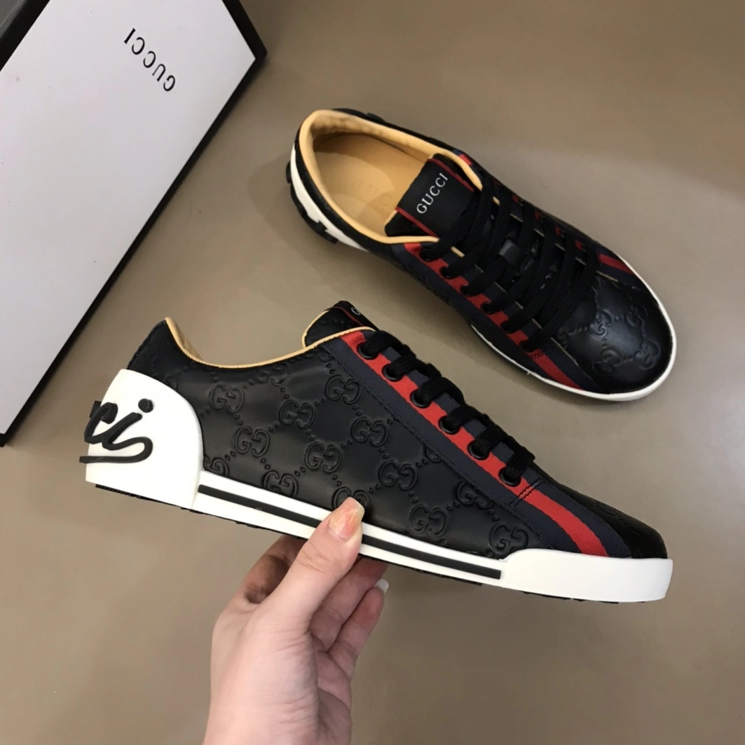Unique 1875 Gucci Casual Shoes For Men