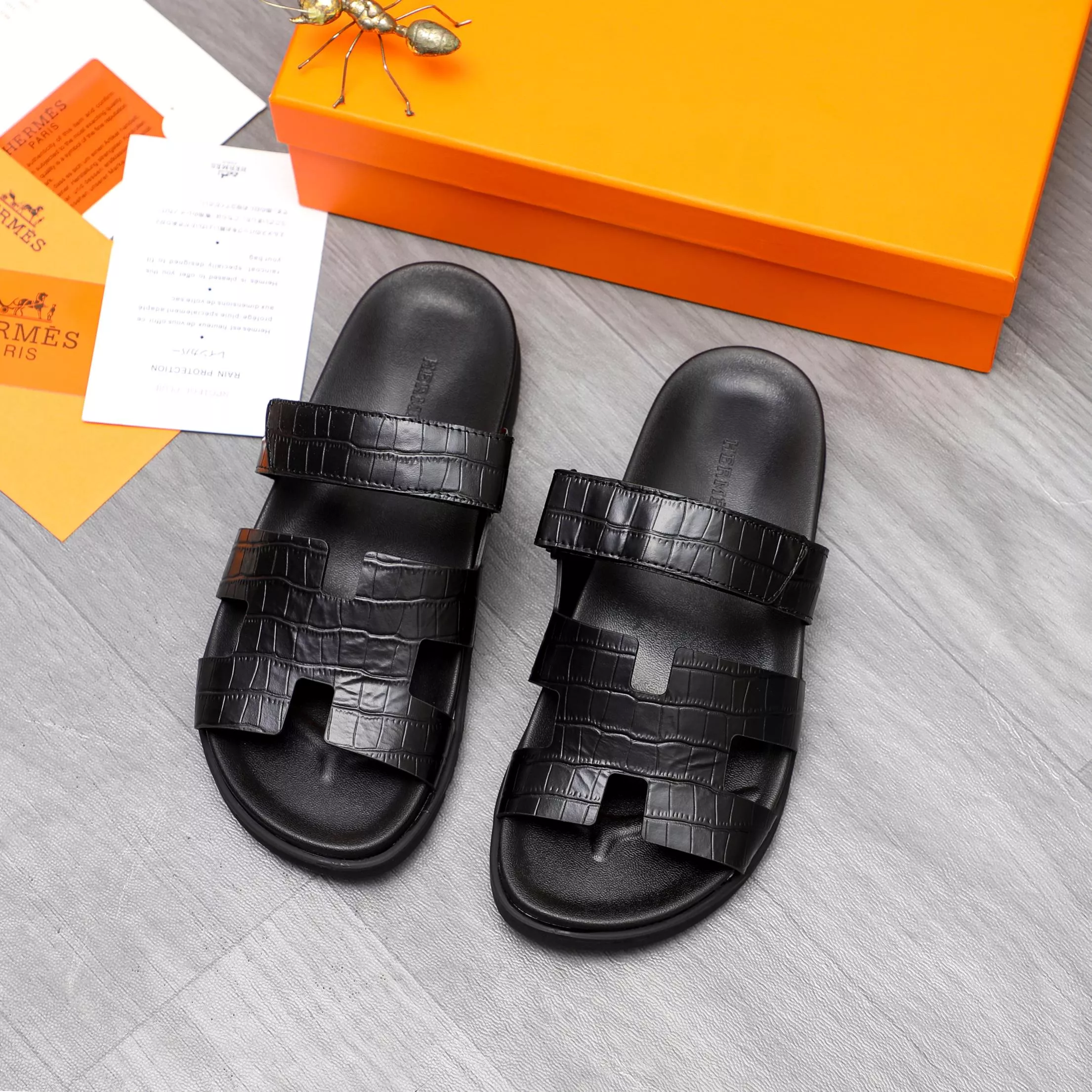 Unique 1893 Hermes Slippers For Men