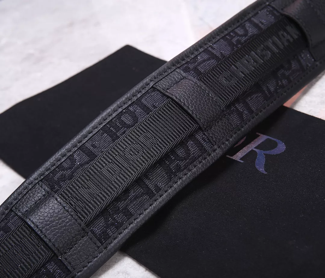 Unique 2025 Christian Dior AAA Man Messenger Bags