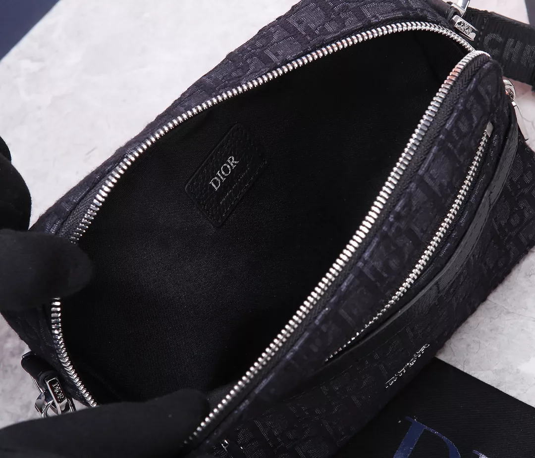 Unique 2025 Christian Dior AAA Man Messenger Bags