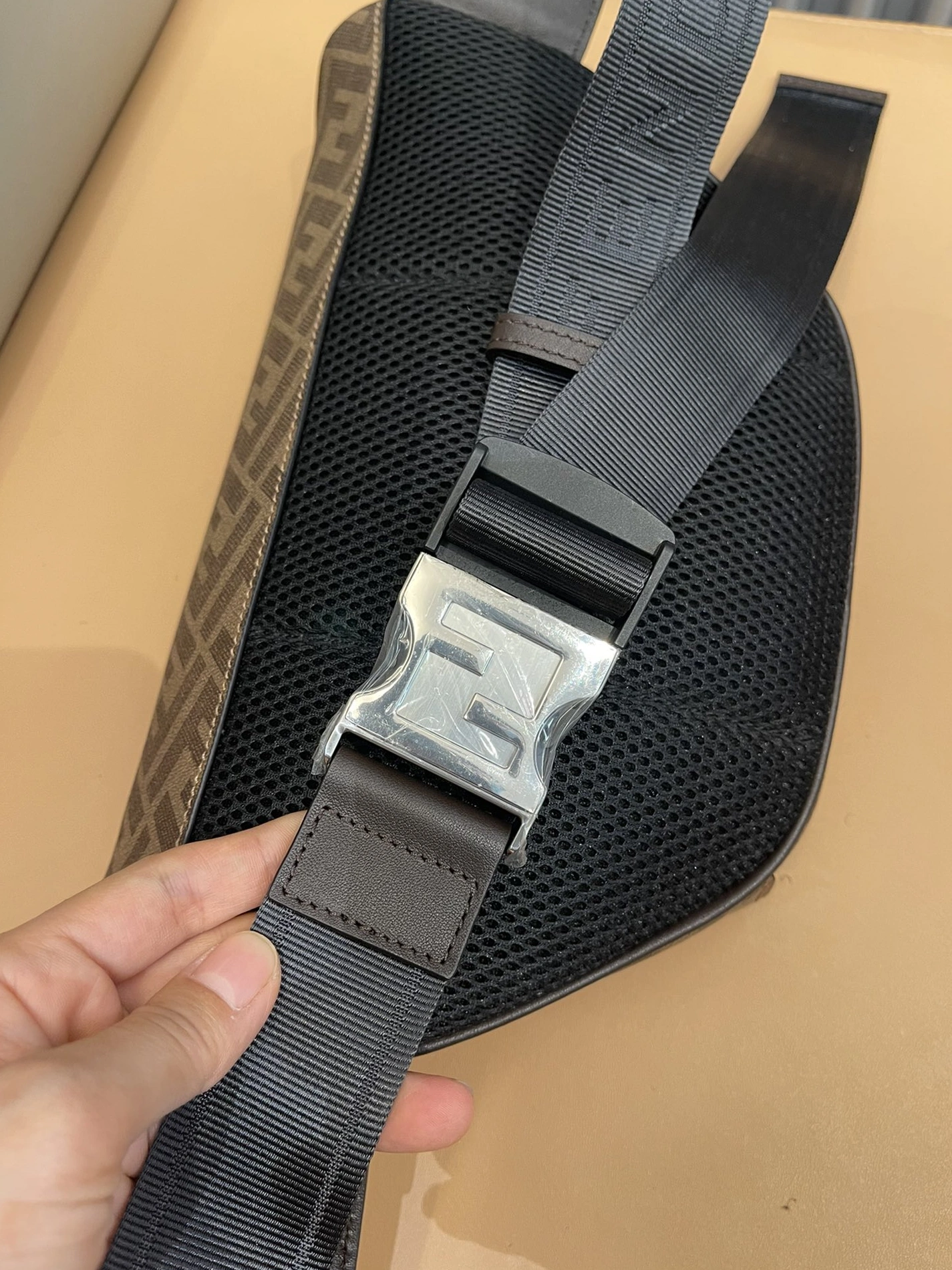 Unique 2174 Fendi AAA Man Belt Bags