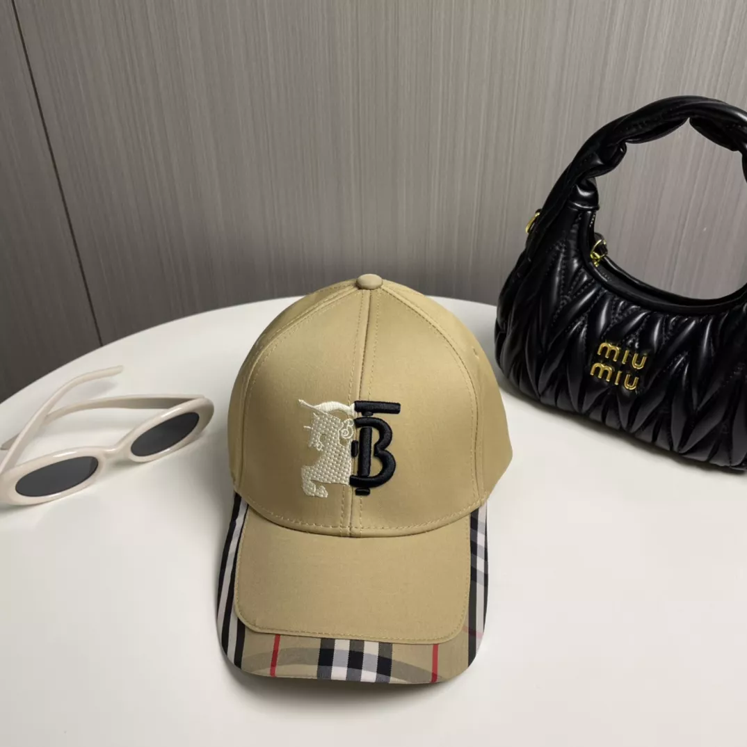 Unique 2204 Burberry Caps
