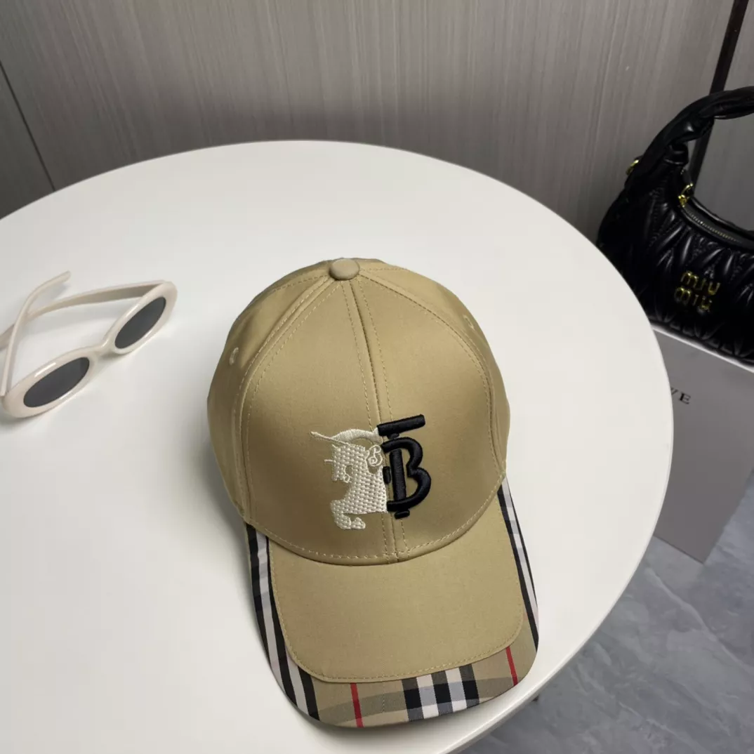 Unique 2204 Burberry Caps