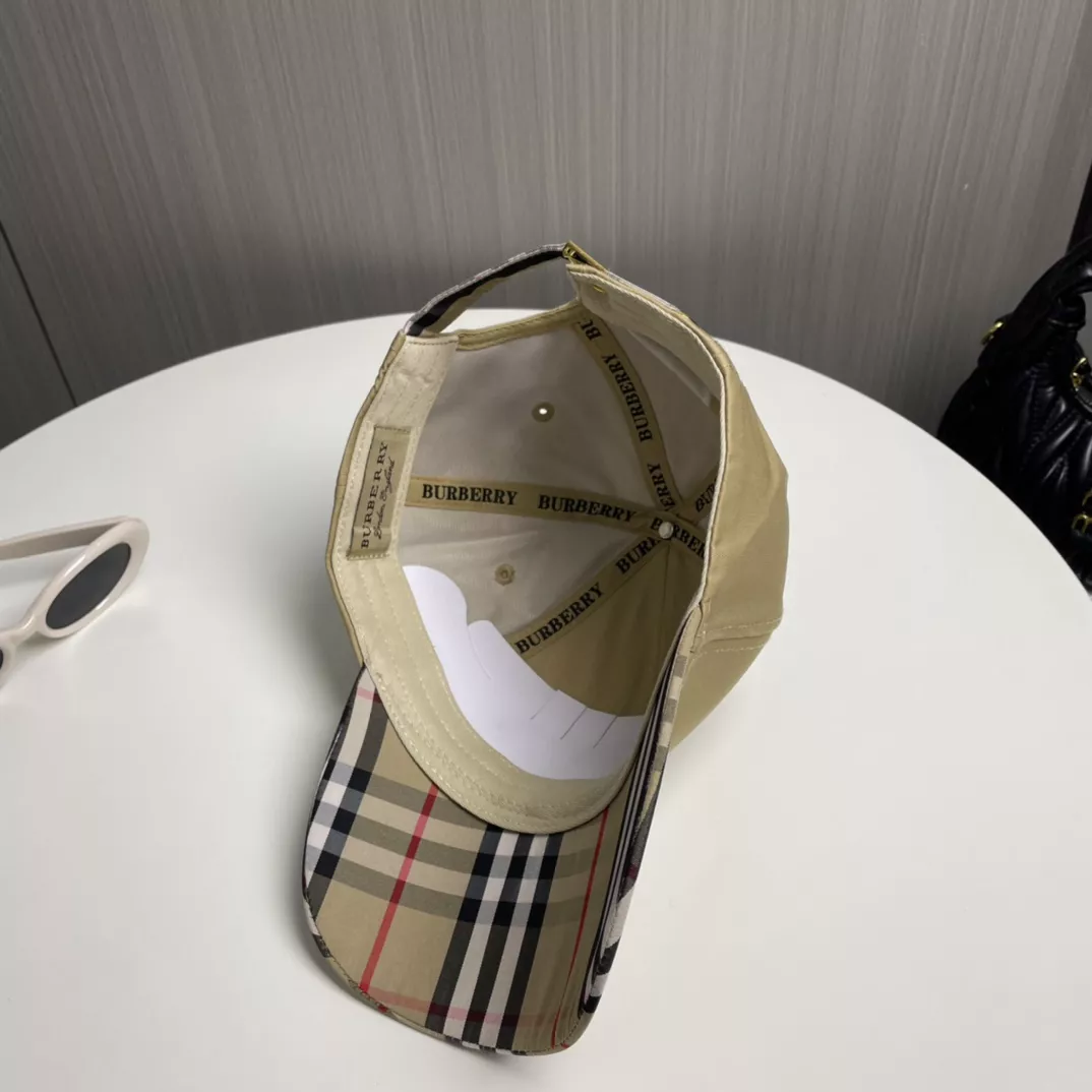 Unique 2204 Burberry Caps