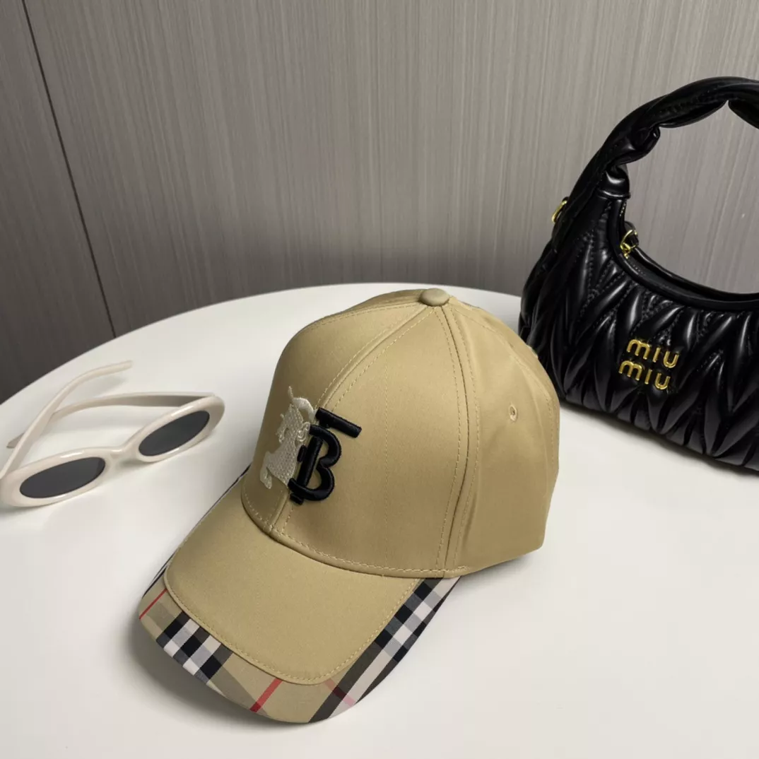 Unique 2204 Burberry Caps