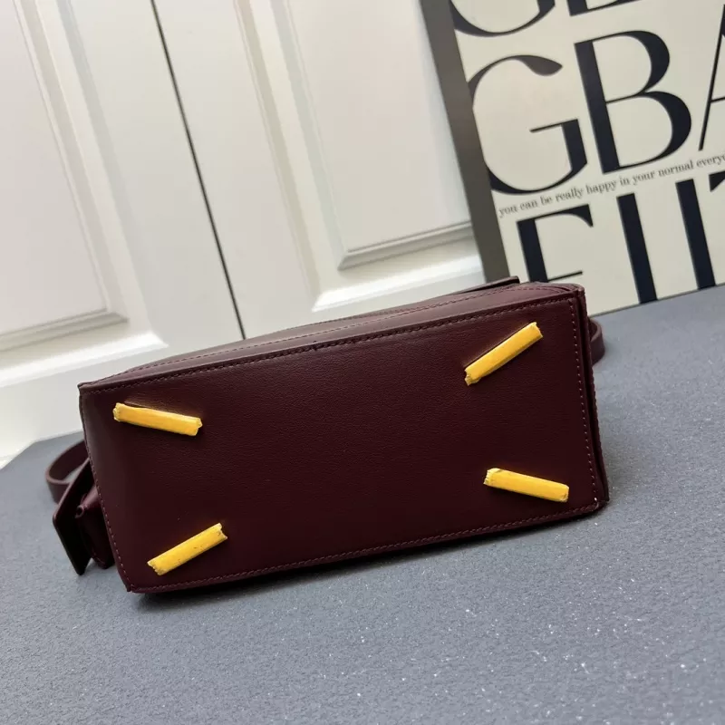 Unique 2219 LOEWE AAA Quality Messenger Bags For Women