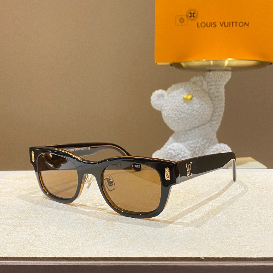 Unique 2219 Louis Vuitton AAA Quality Sunglasses