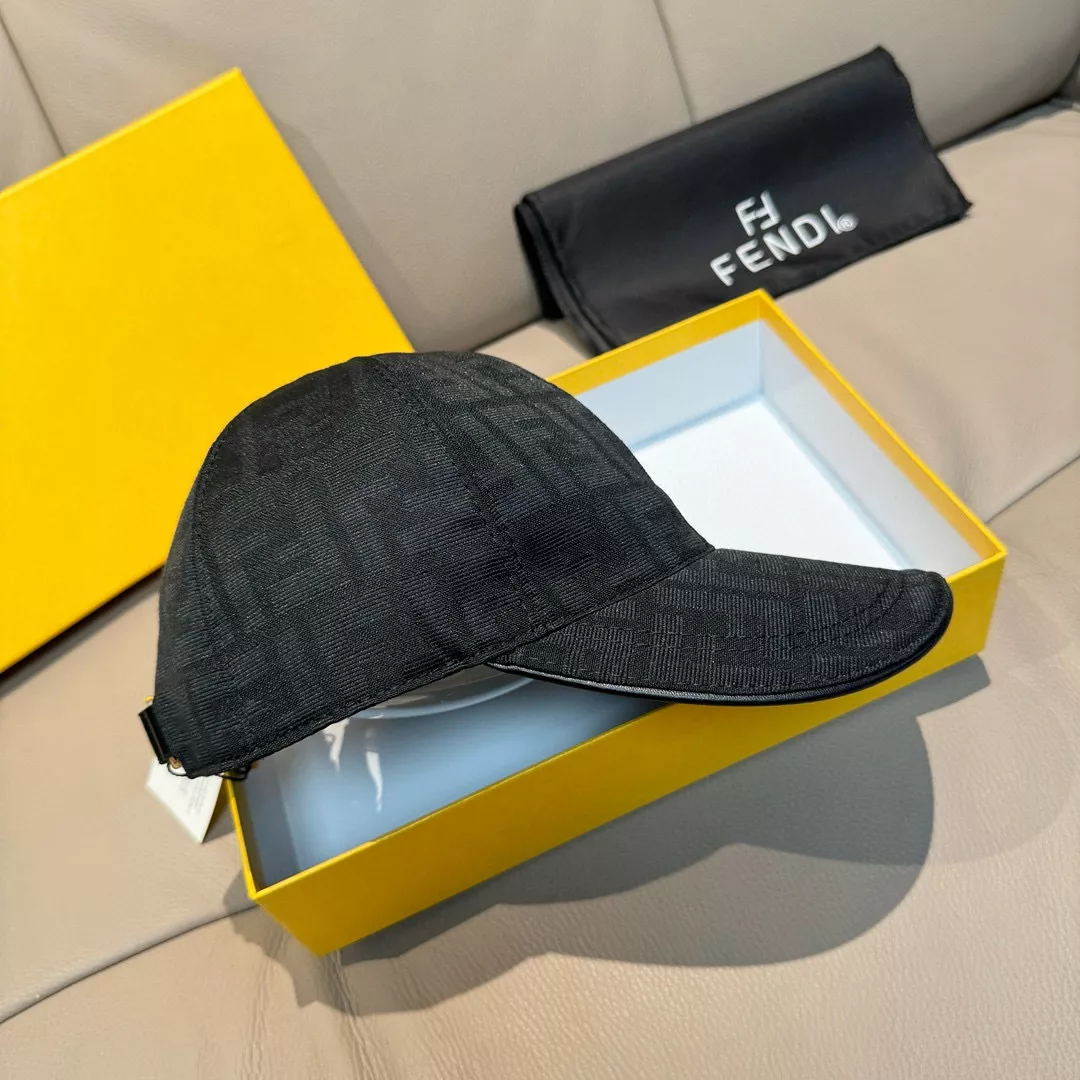 Unique 2307 Fendi Caps