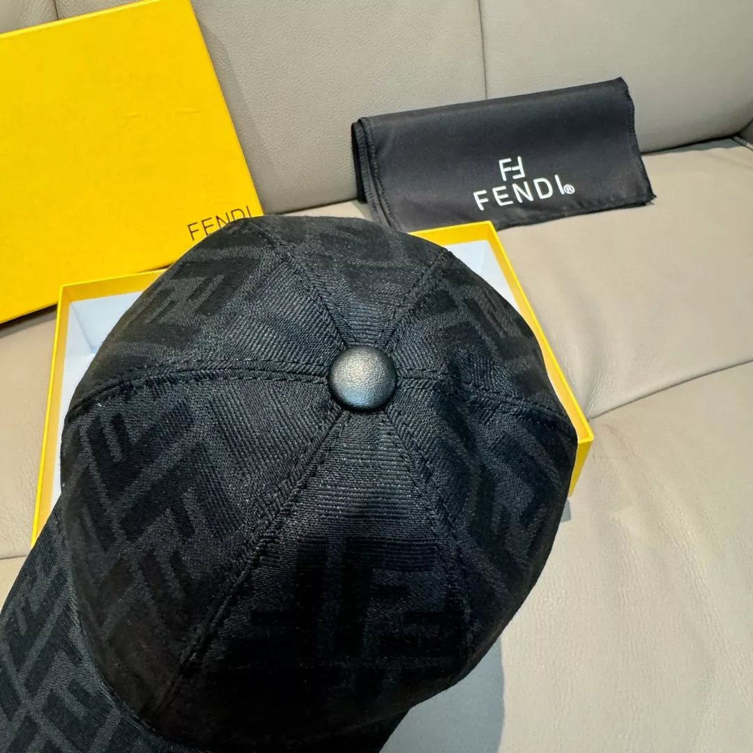Unique 2307 Fendi Caps