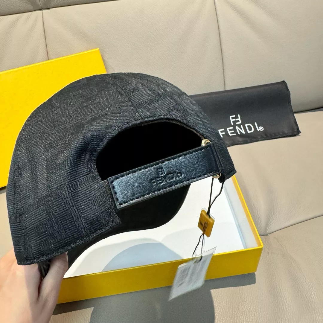 Unique 2307 Fendi Caps