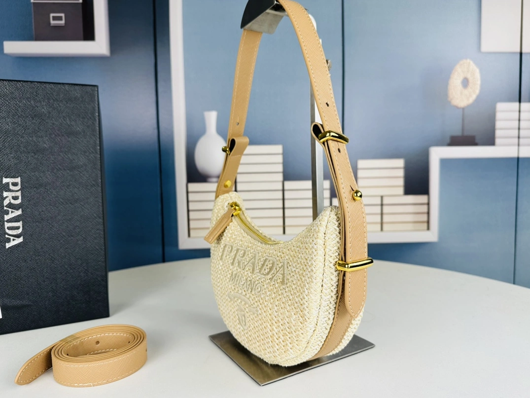 Unique 2314 Prada AAA Quality Shoulder Bags For Women