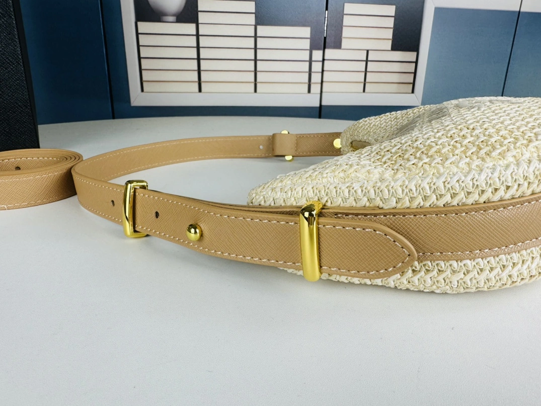 Unique 2314 Prada AAA Quality Shoulder Bags For Women