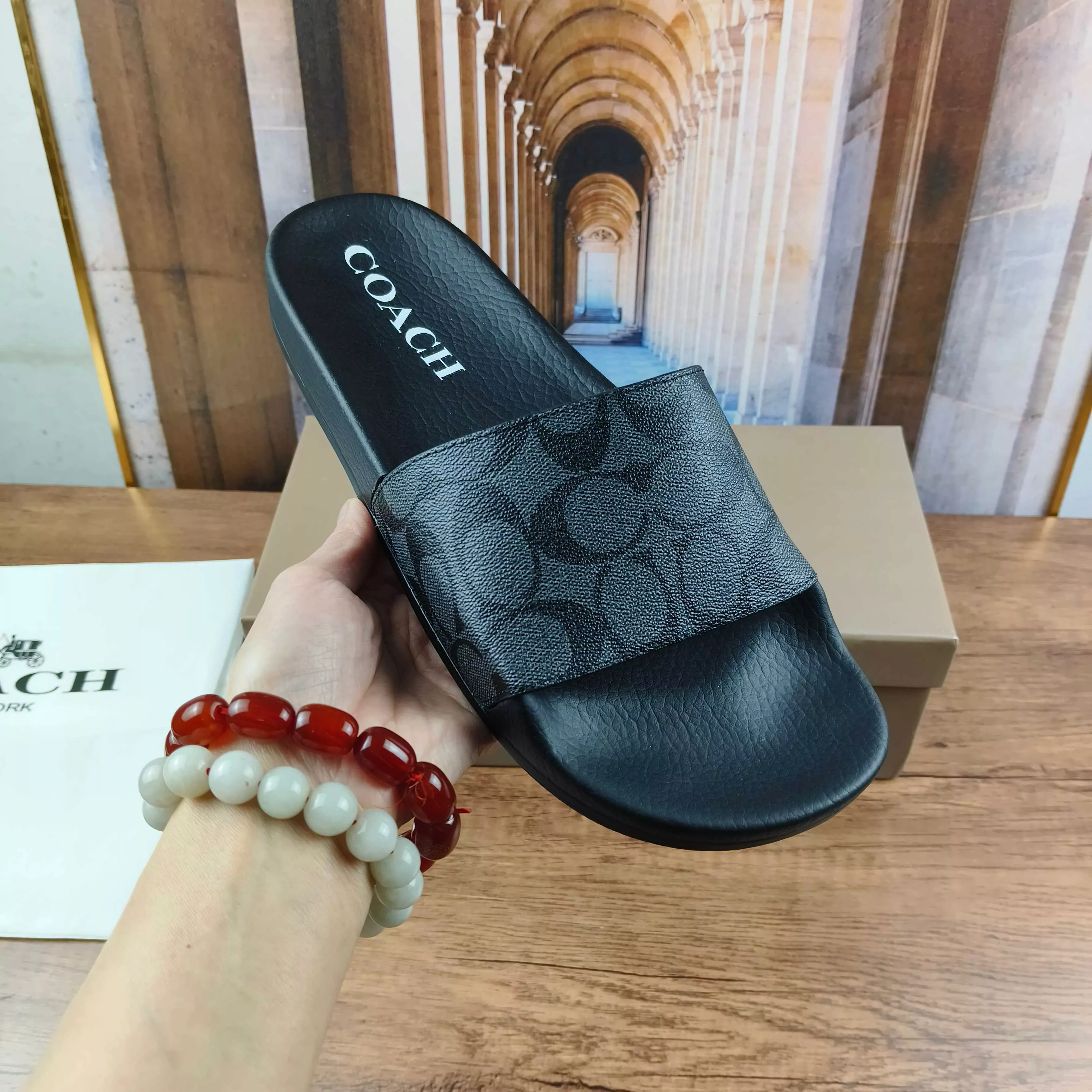 Unique 2467 Coach Slippers For Women