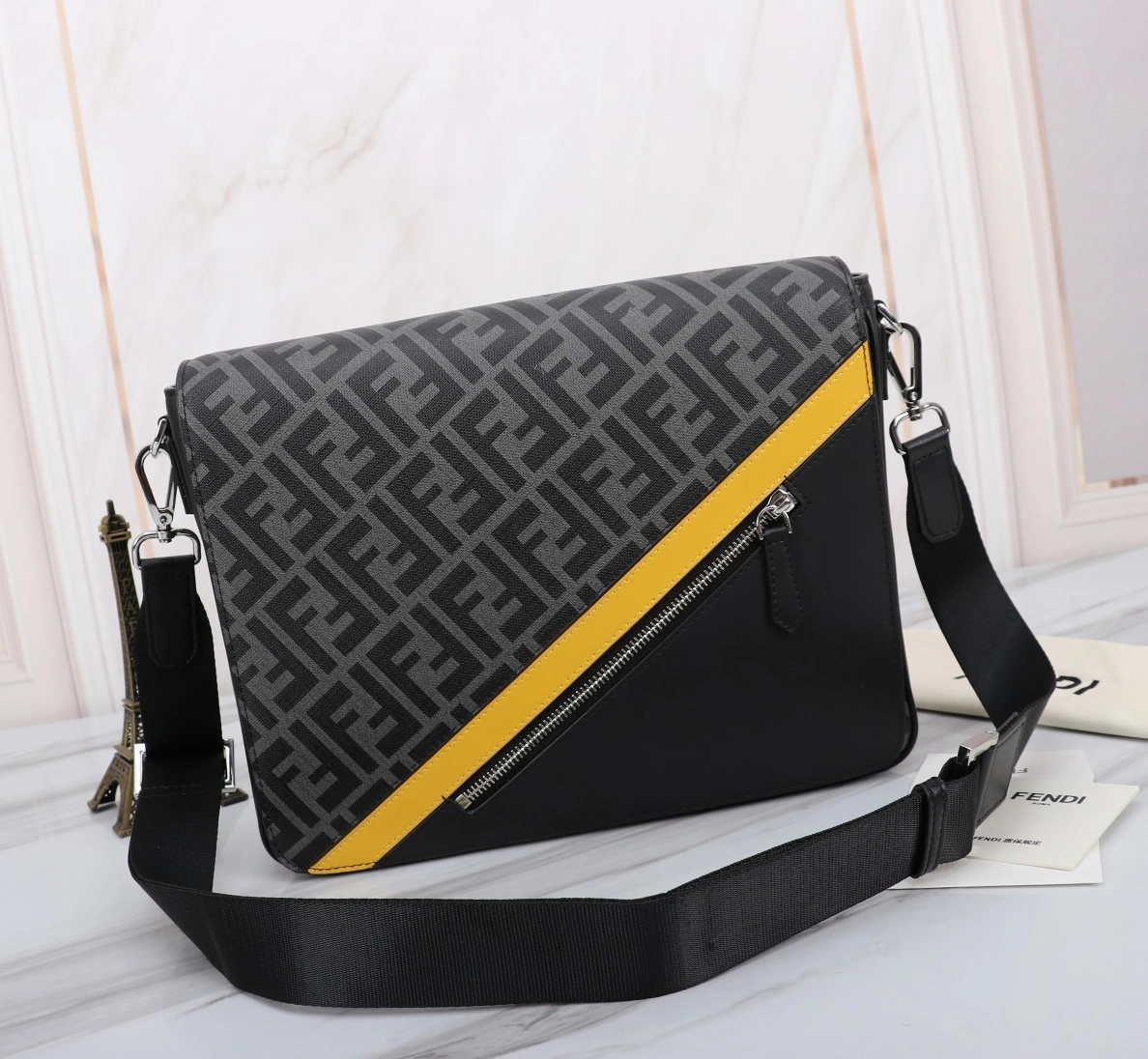 Unique 2976 Fendi AAA Man Messenger Bags