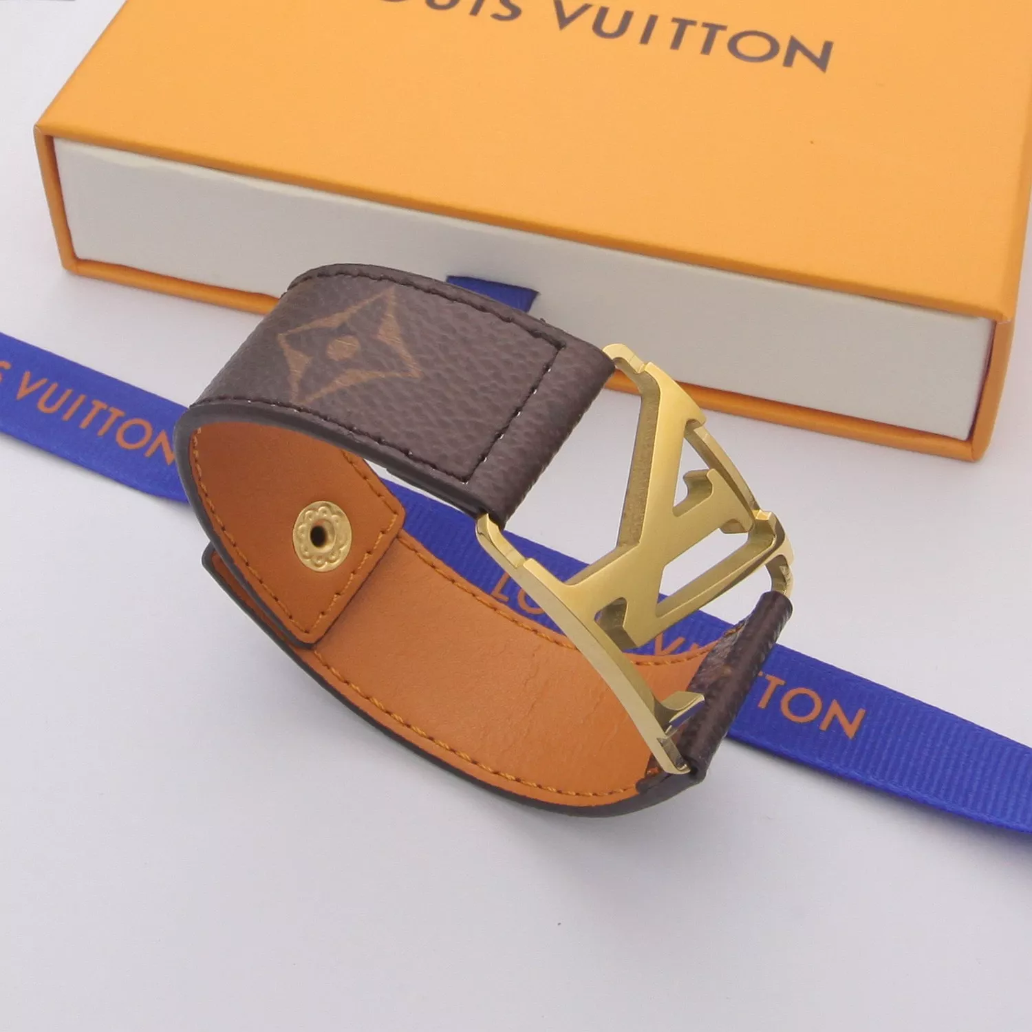 Unique 2999 Louis Vuitton LV Bracelets