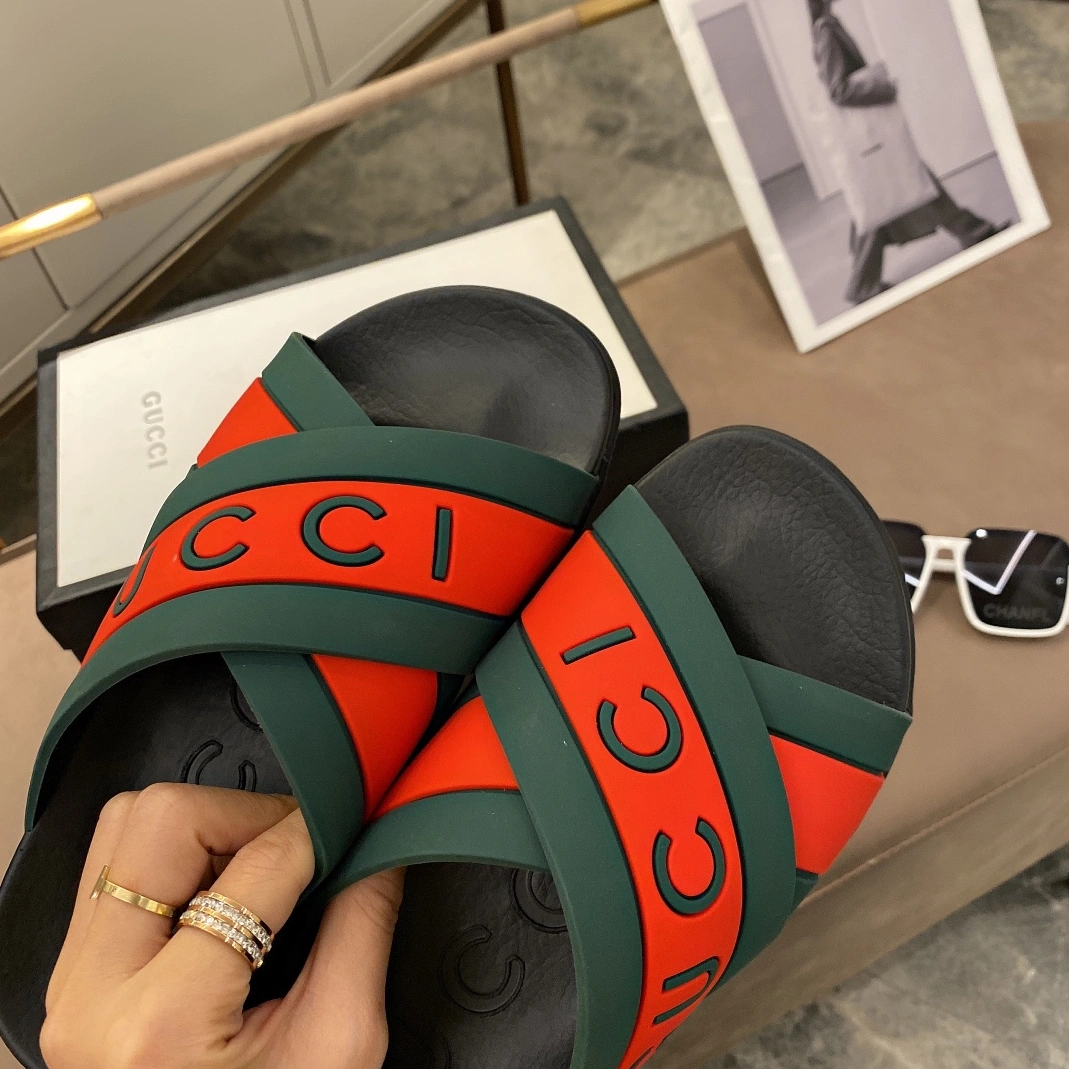 Unique 3232 Gucci Slippers For Men