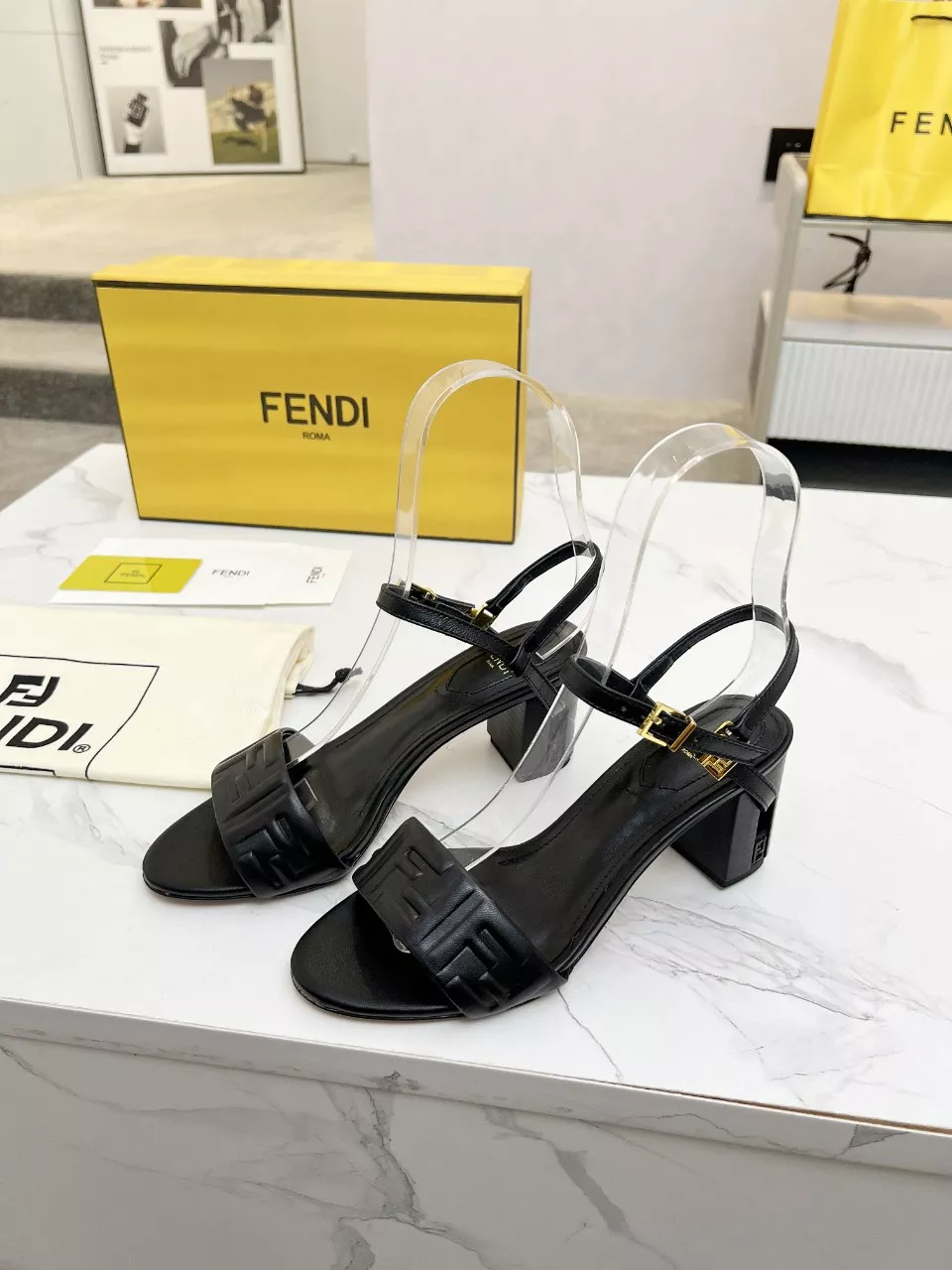 Unique 346 Fendi Sandal For Women